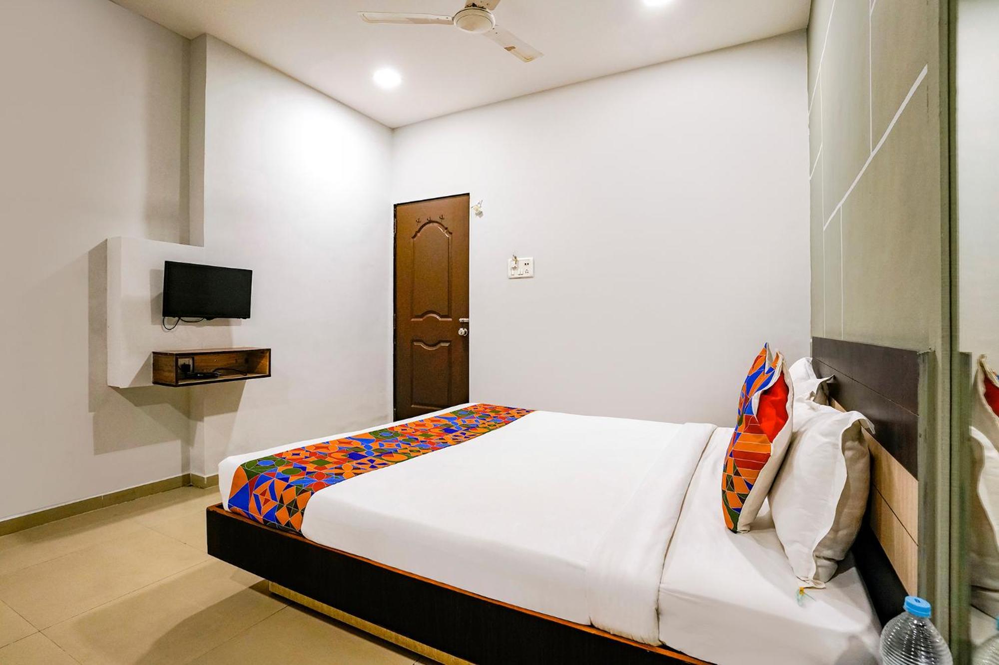 Fabhotel Rajmandir Bhatha Exterior photo